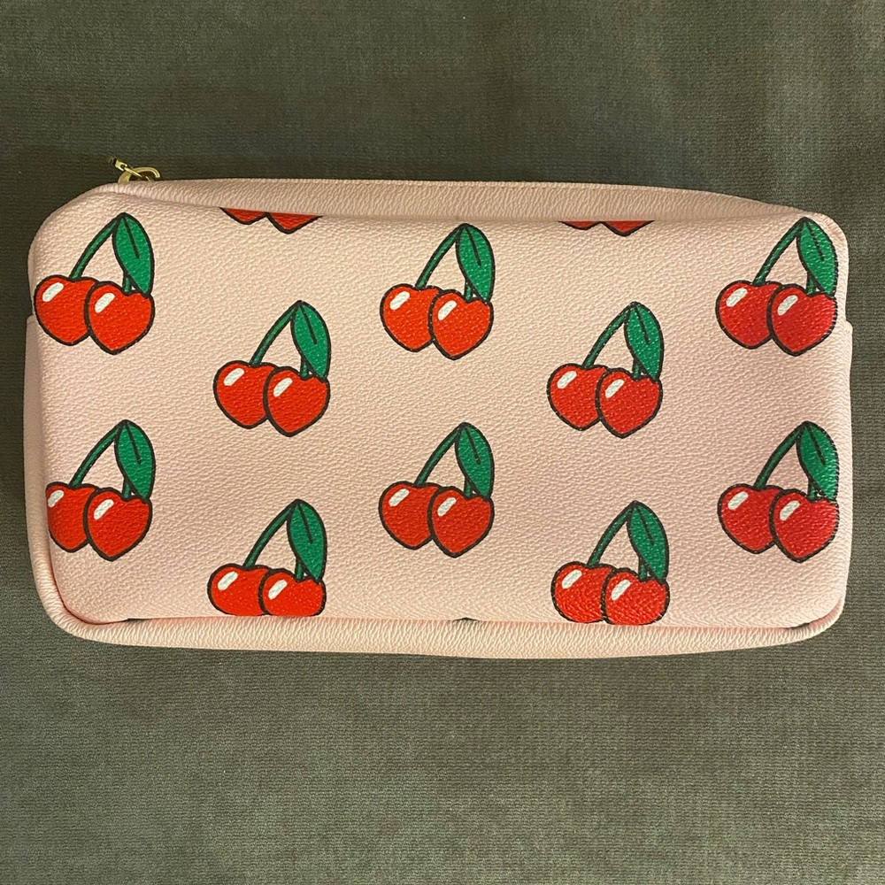Stoney Clover Small Cherry Pouch Sold Out